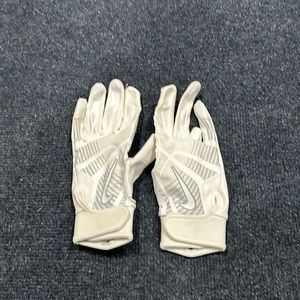 Softball gloves never worn